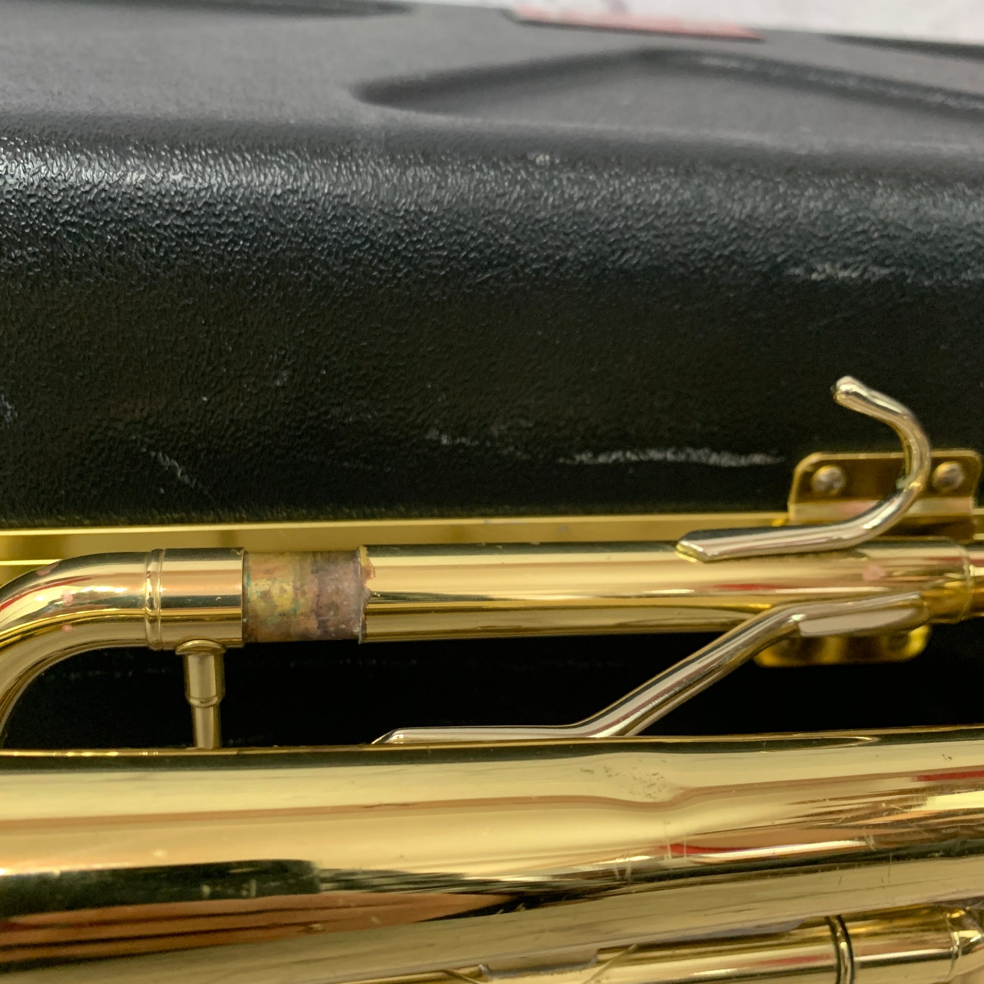 Bach TR300 Student Trumpet w/ Case and 2 Mouthpieces