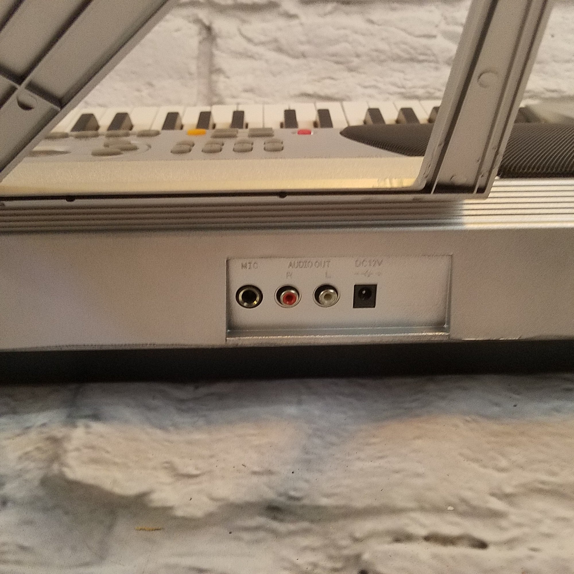Synsonics Syn-Kyb54 Digital Piano - New Old Stock!