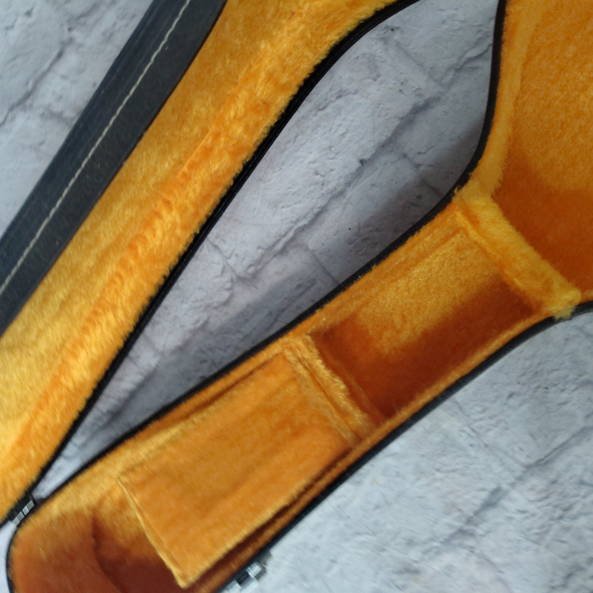 Unknown Acoustic Hard Case Orange Interior - Concert / Classical / Parlor