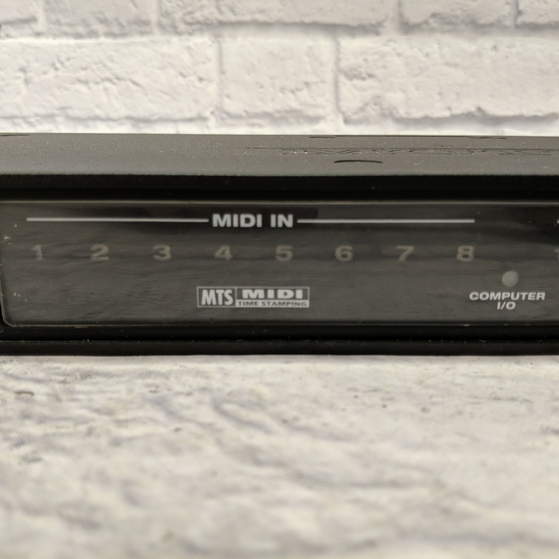Motu MIDI Express 128