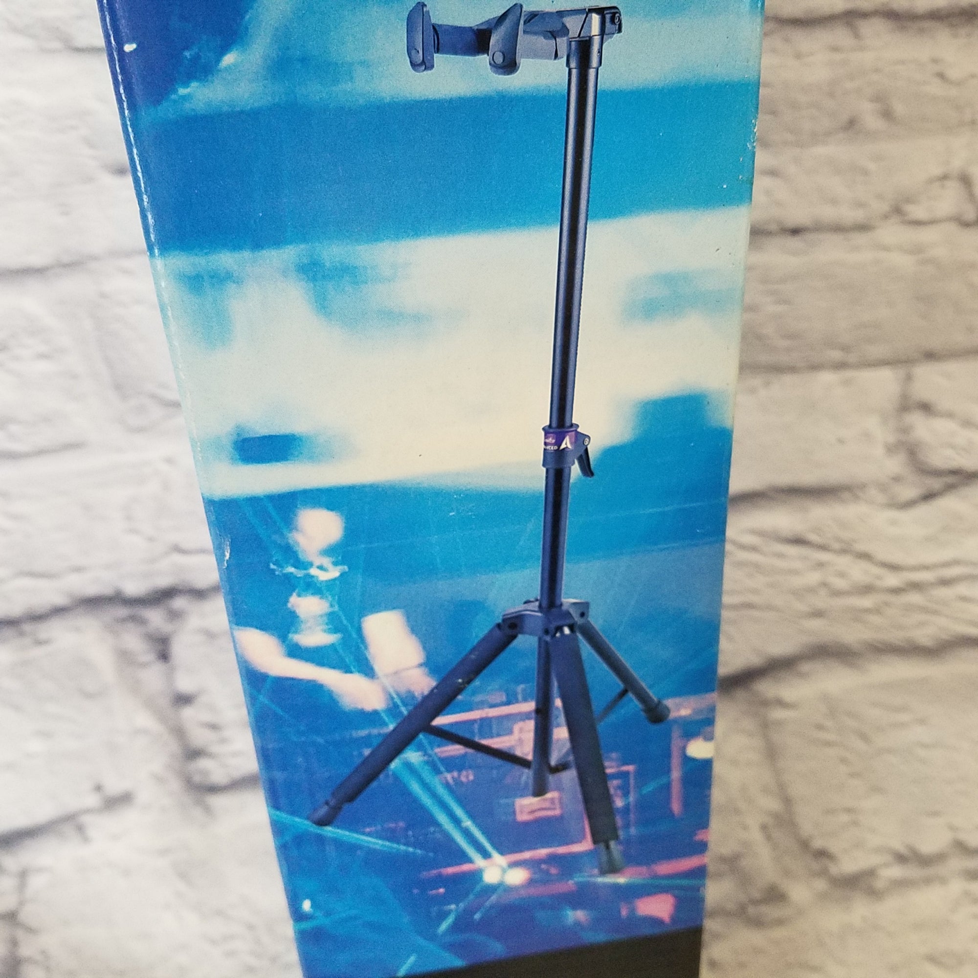 Hamilton Ultra-Lock Guitar Stand