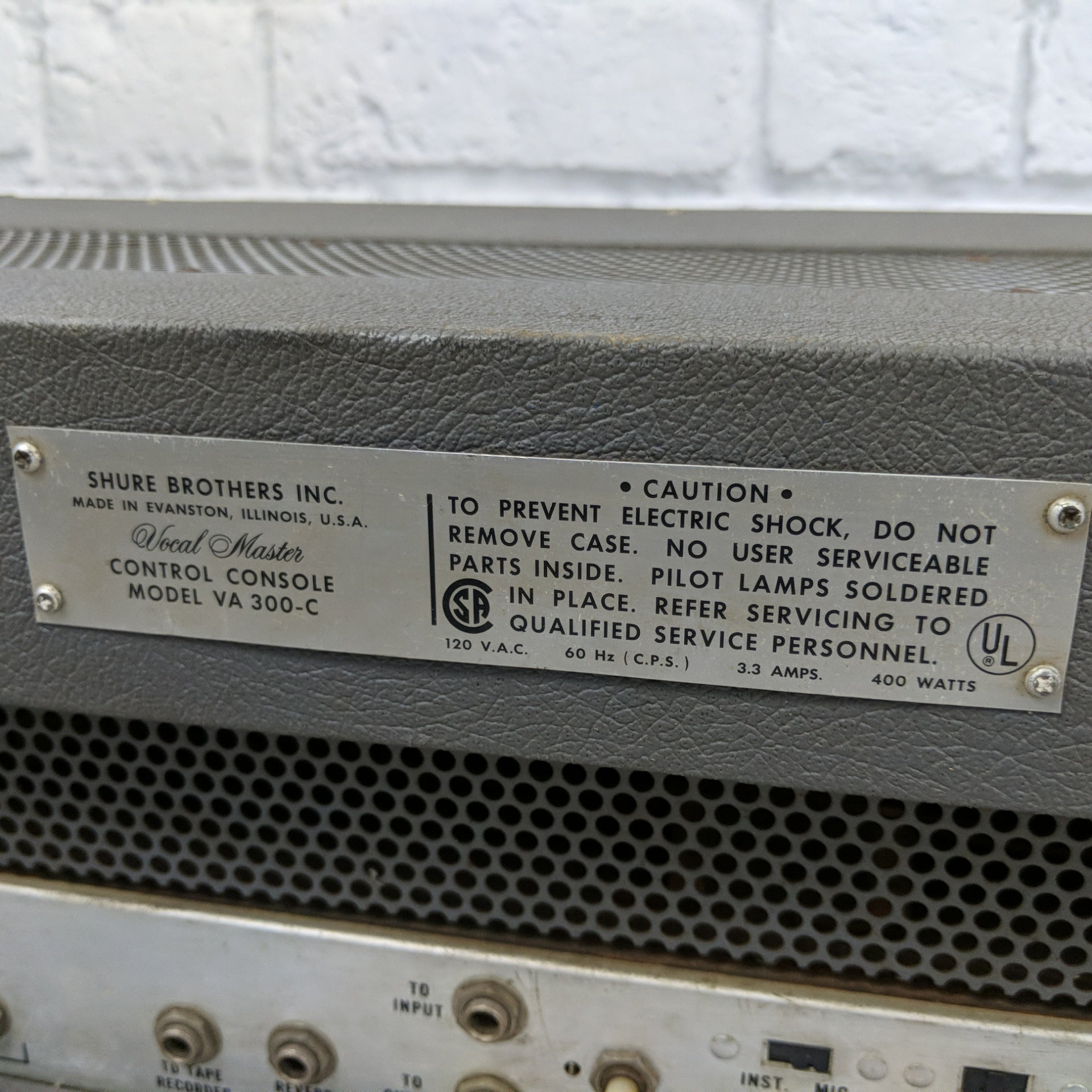 Shure Vocal Master Control Console VA 300-C 400 Watts