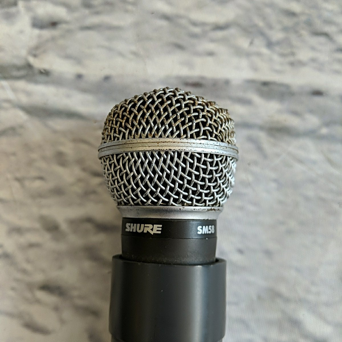 Samson SR-22 VHF-FM Wireless Unit w/ Shure SM58