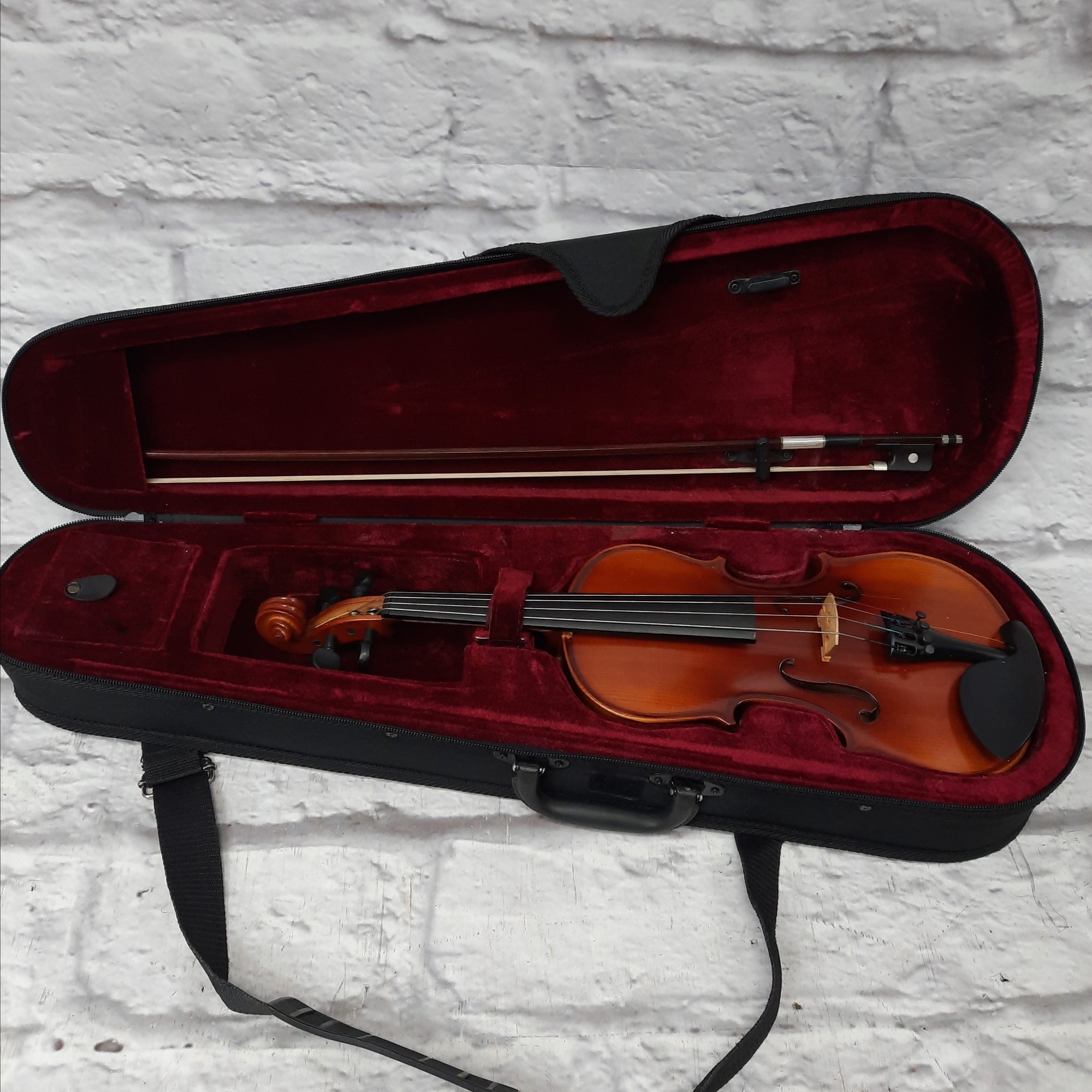 Ametto CA100 12" Viola Outfit w/ Case and Bow