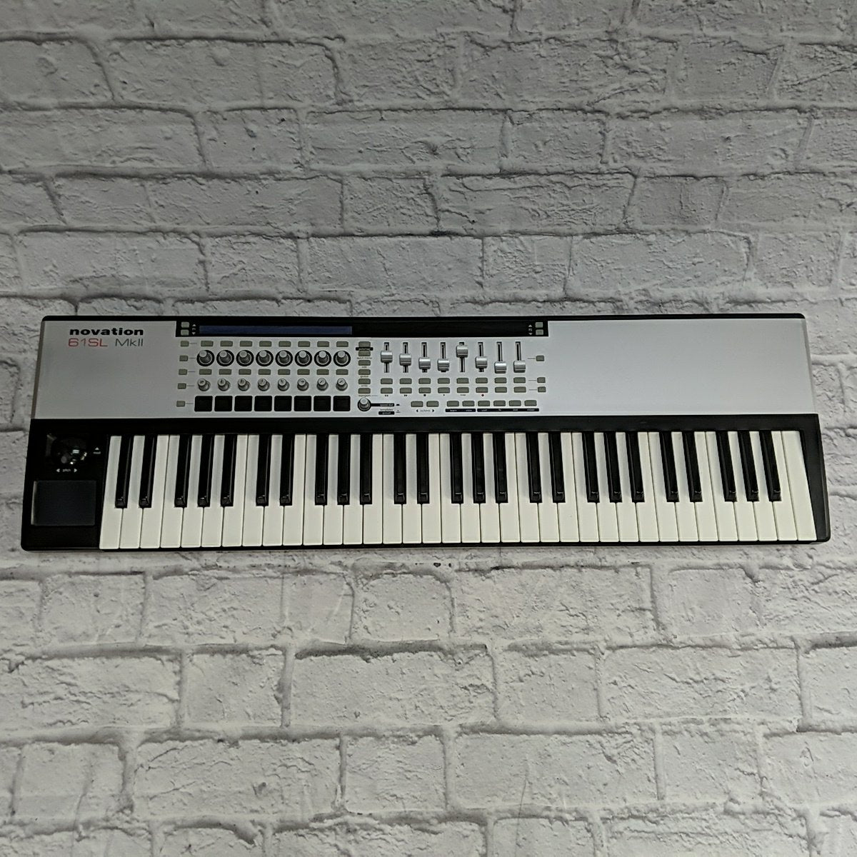 Novation 61SL mkII 61-Key Controller
