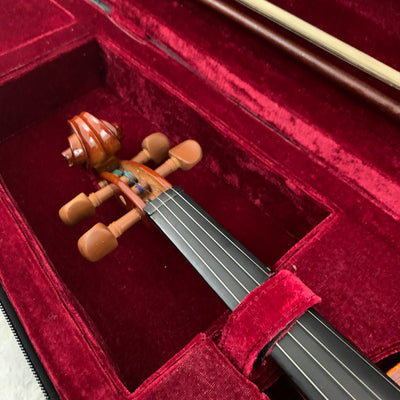 Unknown Brand 4/4 Violin with Case
