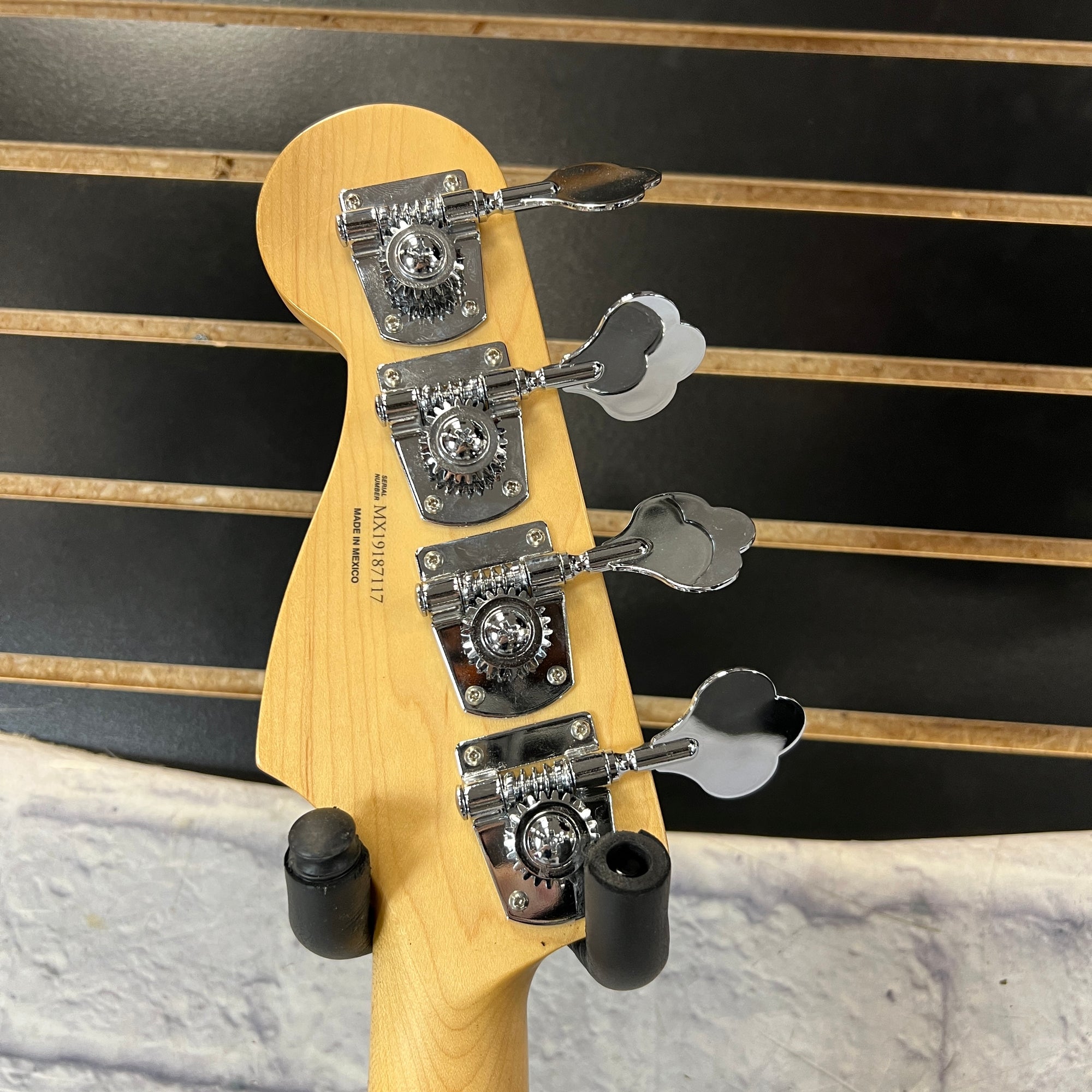 Fender 2020 Player Jazz Bass 4-String Bass Guitar