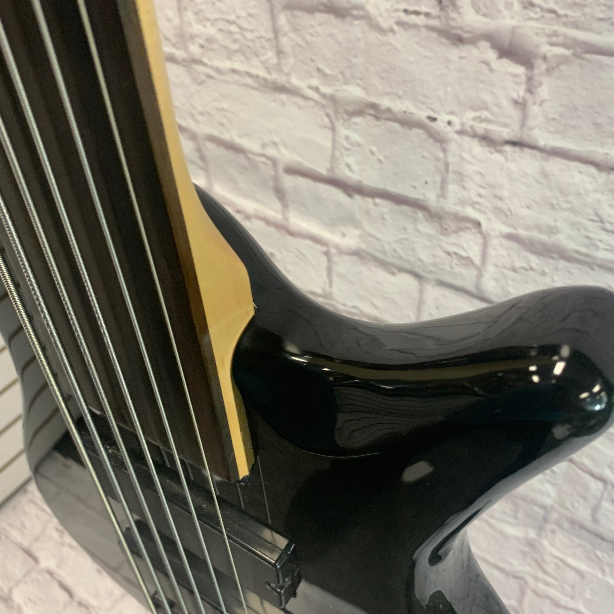 Unknown 6 String Fretless 5 String Bass Guitar