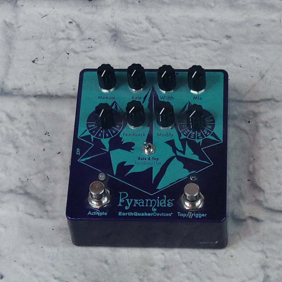 EarthQuaker Devices Pyramids Stereo Flanger