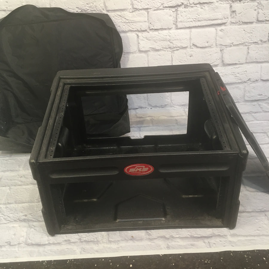 SKB 4U Rack w 8U Angled Top For Mixer