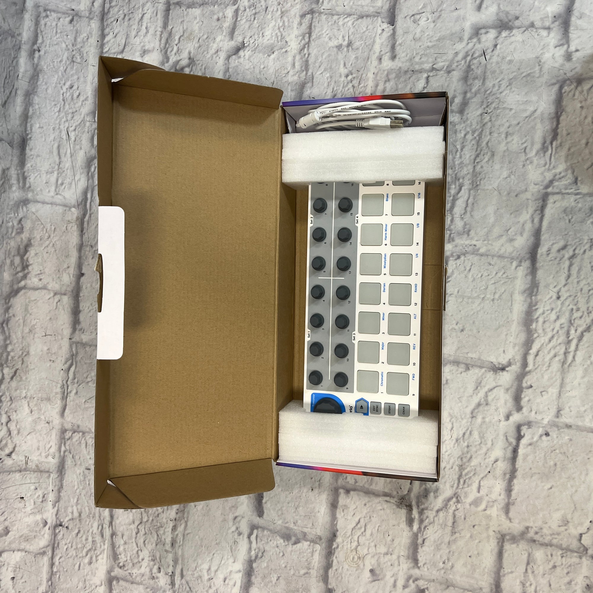 Arturia BeatStep Midi Controller