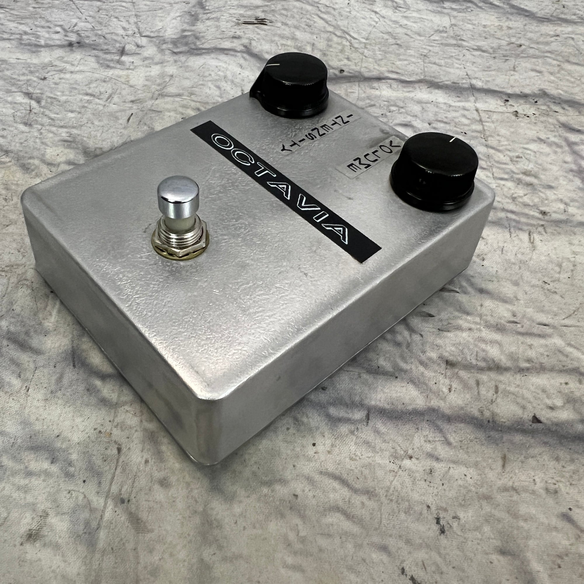 octavia effects pedal Unknown Octavia Clone Fuzz Pedal
