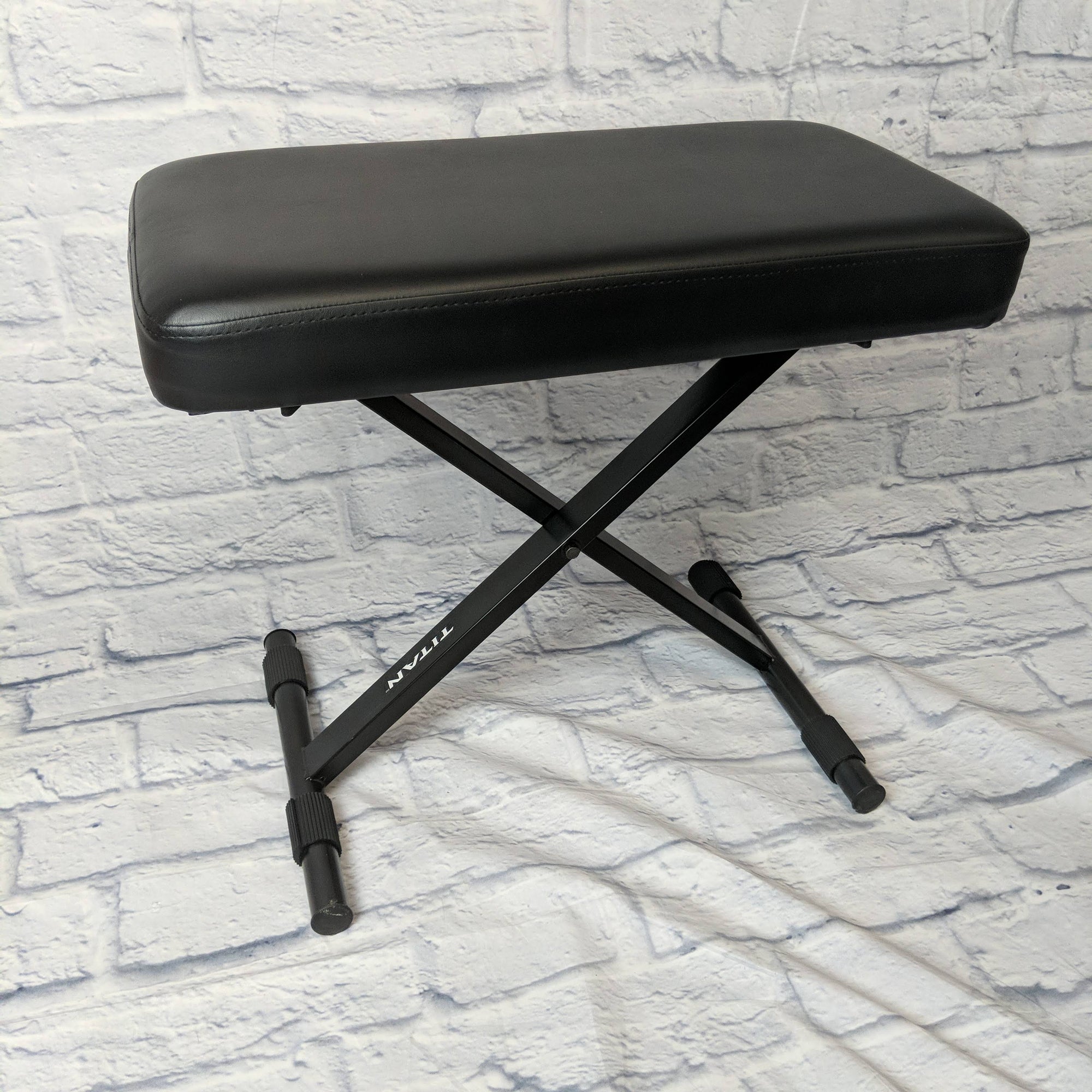 Titan T1250 Keyboard Bench