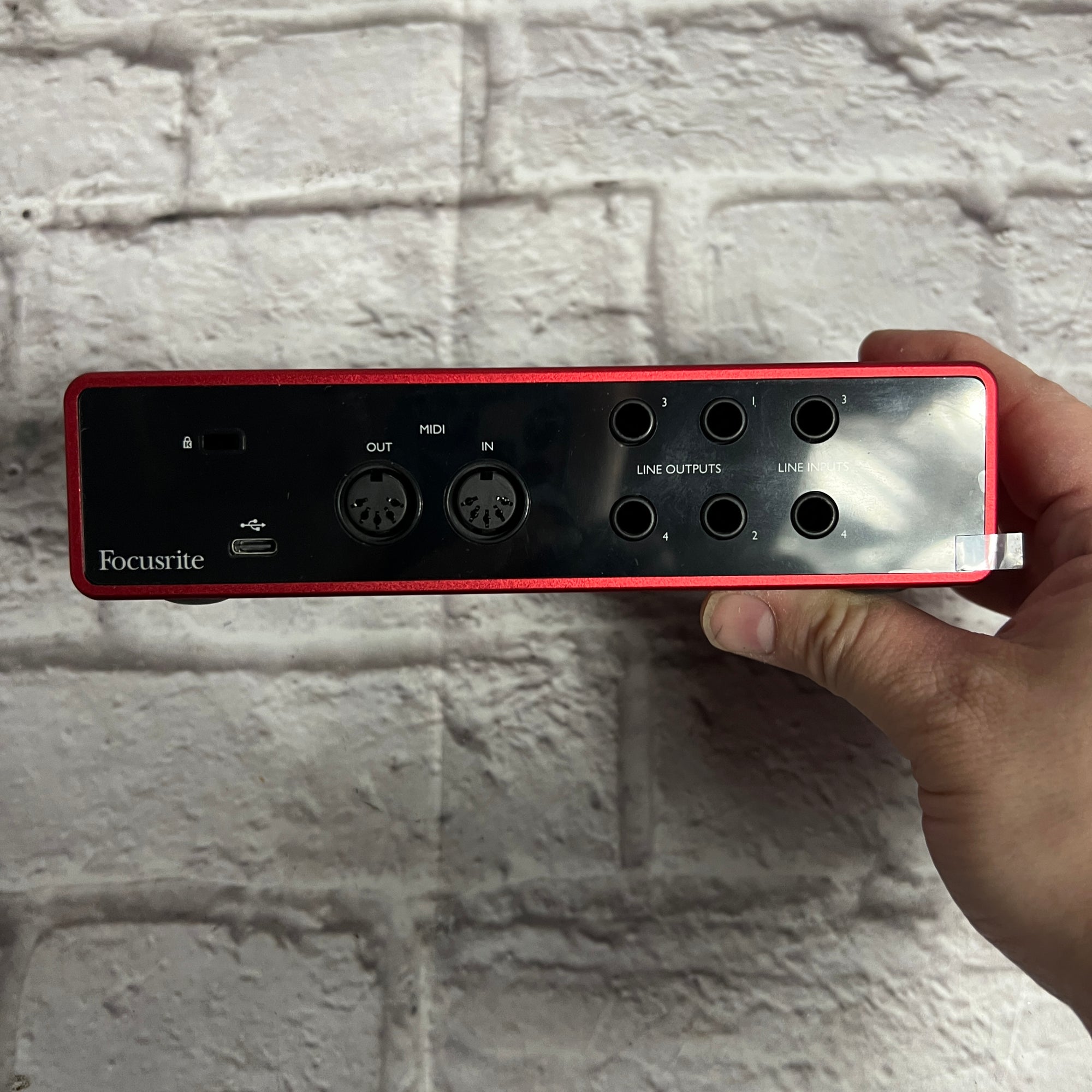 Focusrite Scarlett 4i4 Third Version USB Recording Interface