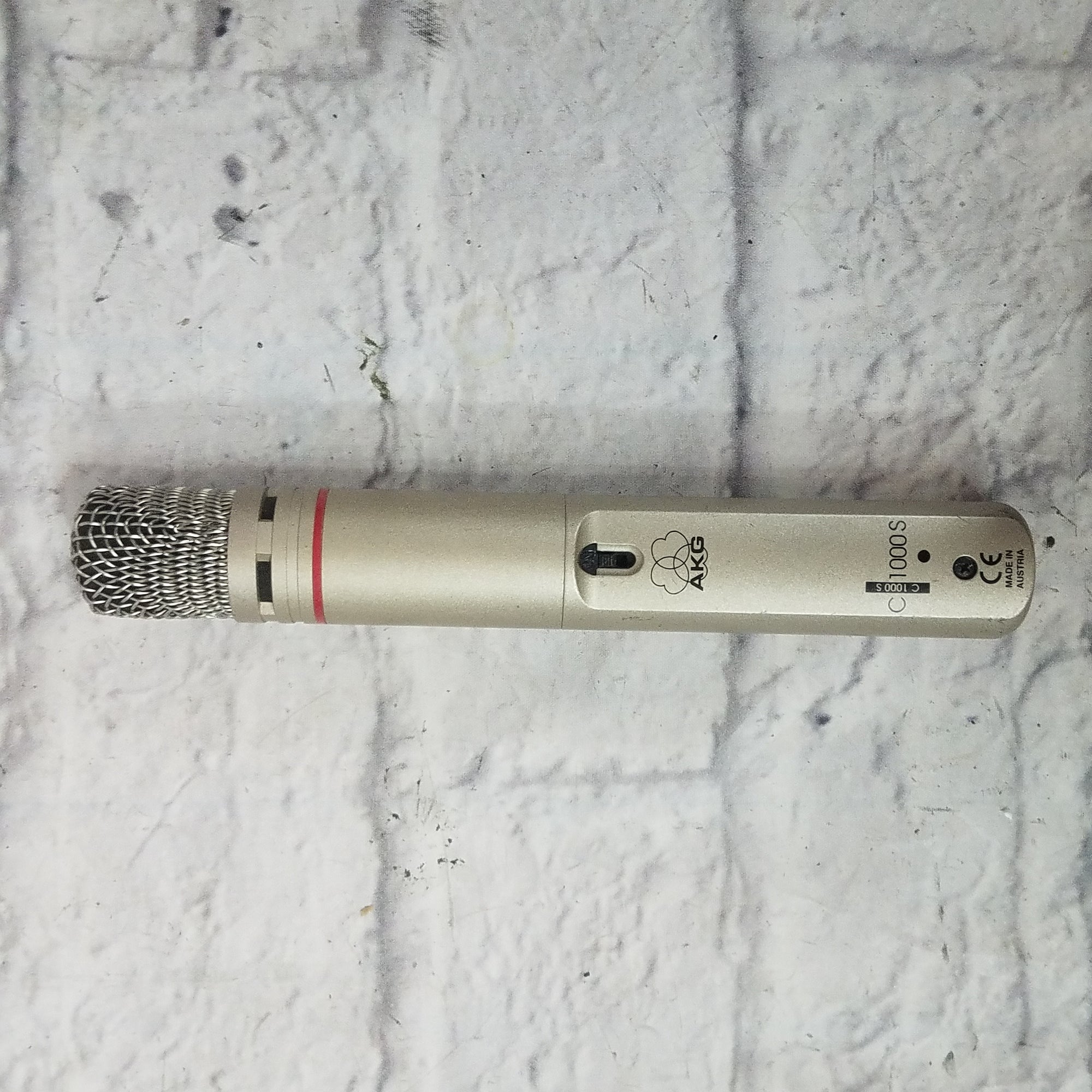 AKG C1000S Small Diaphragm Condenser Microphone