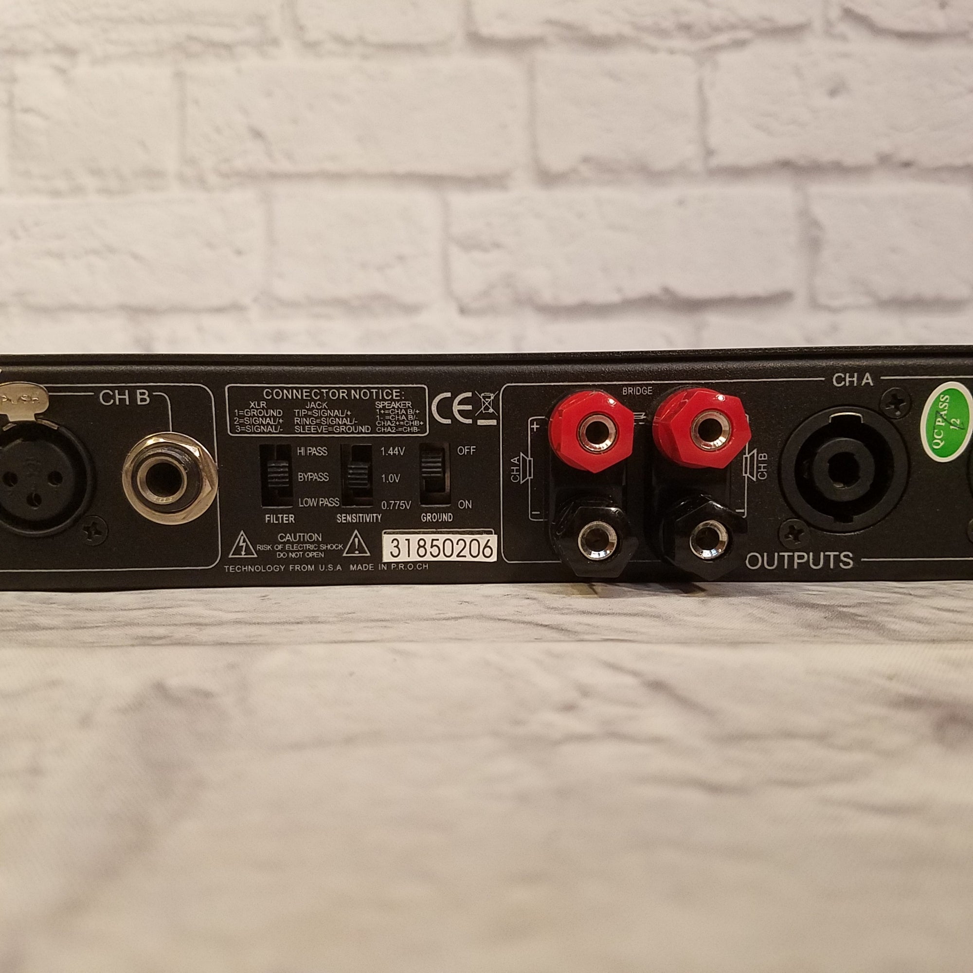 American Audio VLP-300 300w Power Amplifier (1 Channel Out)