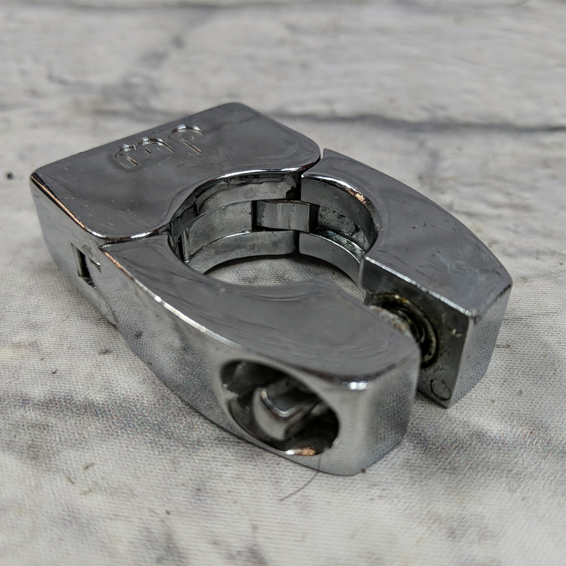 DW Memory Lock Pair