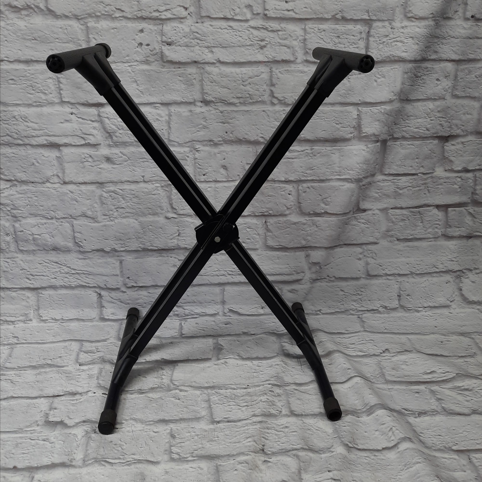 Ultimate Support Heavy Duty Double X-Style Keyboard Stand