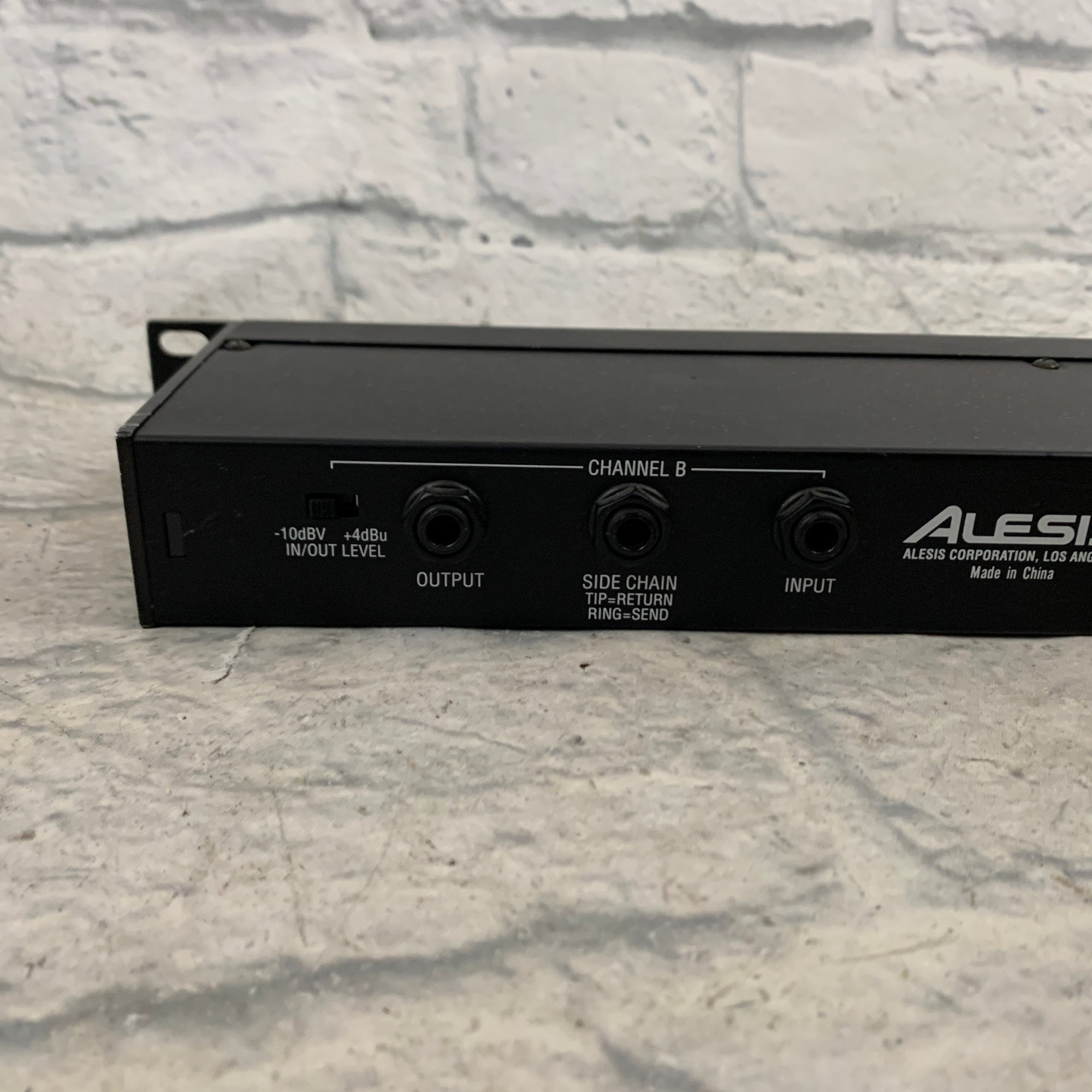 Alesis 3630 Dual-Channel Compressor / Limiter / Gate