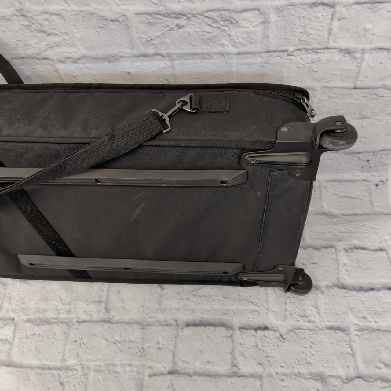 Road Runner 88 Key Keyboard Bag w/ Wheels