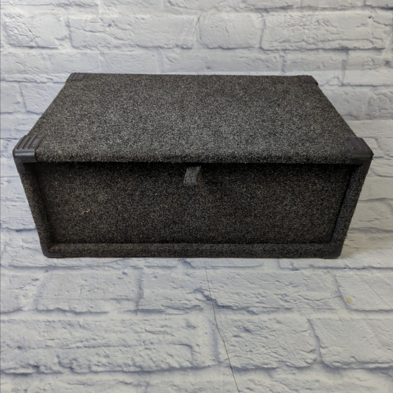 Tube Works 4U Carpeted Wooden Rack Case