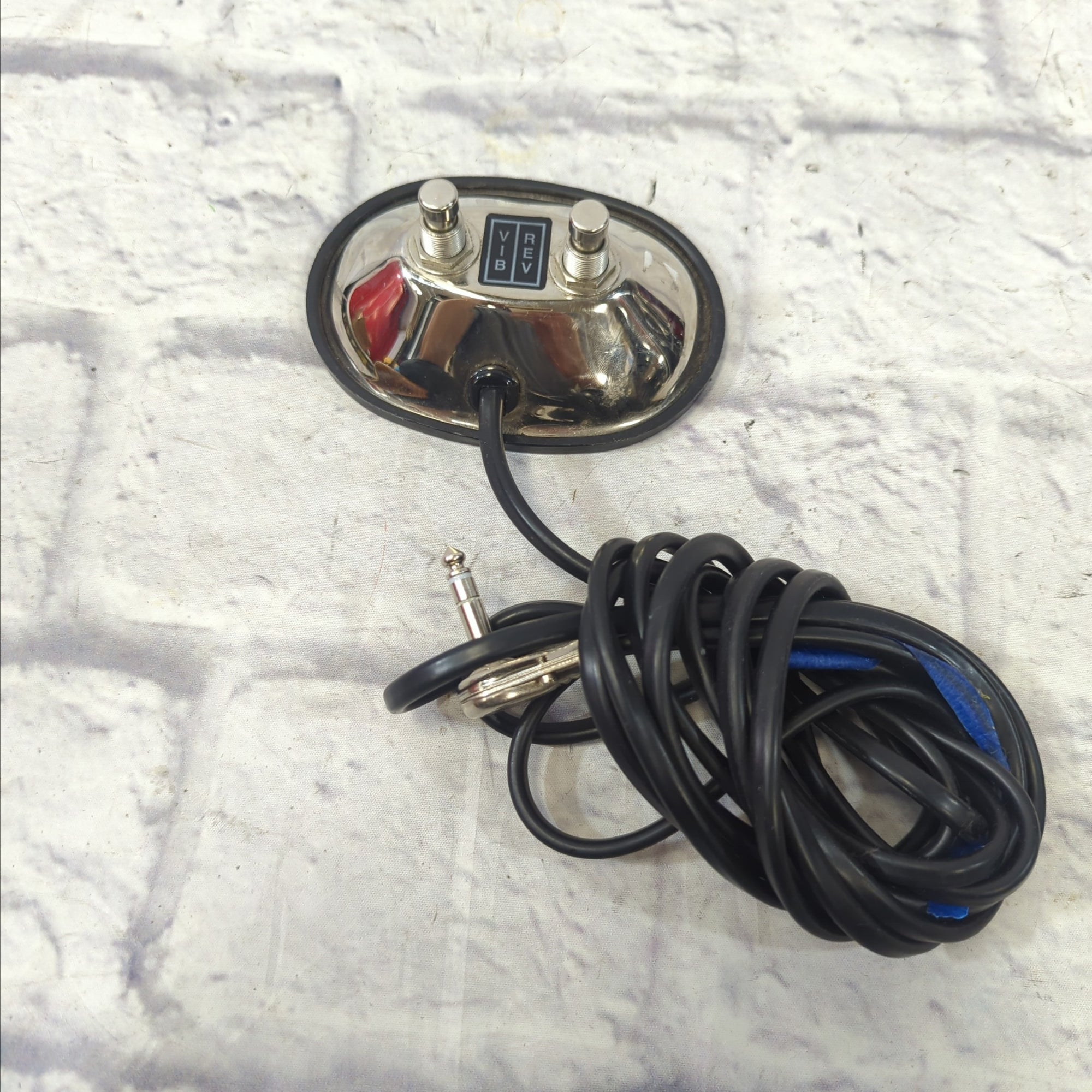 Fender 2 Button Foot Switch Vib + Rev
