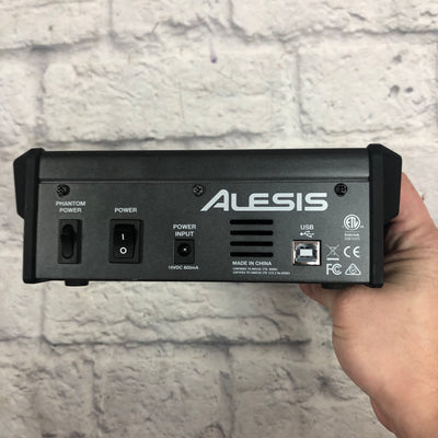 Alesis Multimix 8 USB FX Mixer