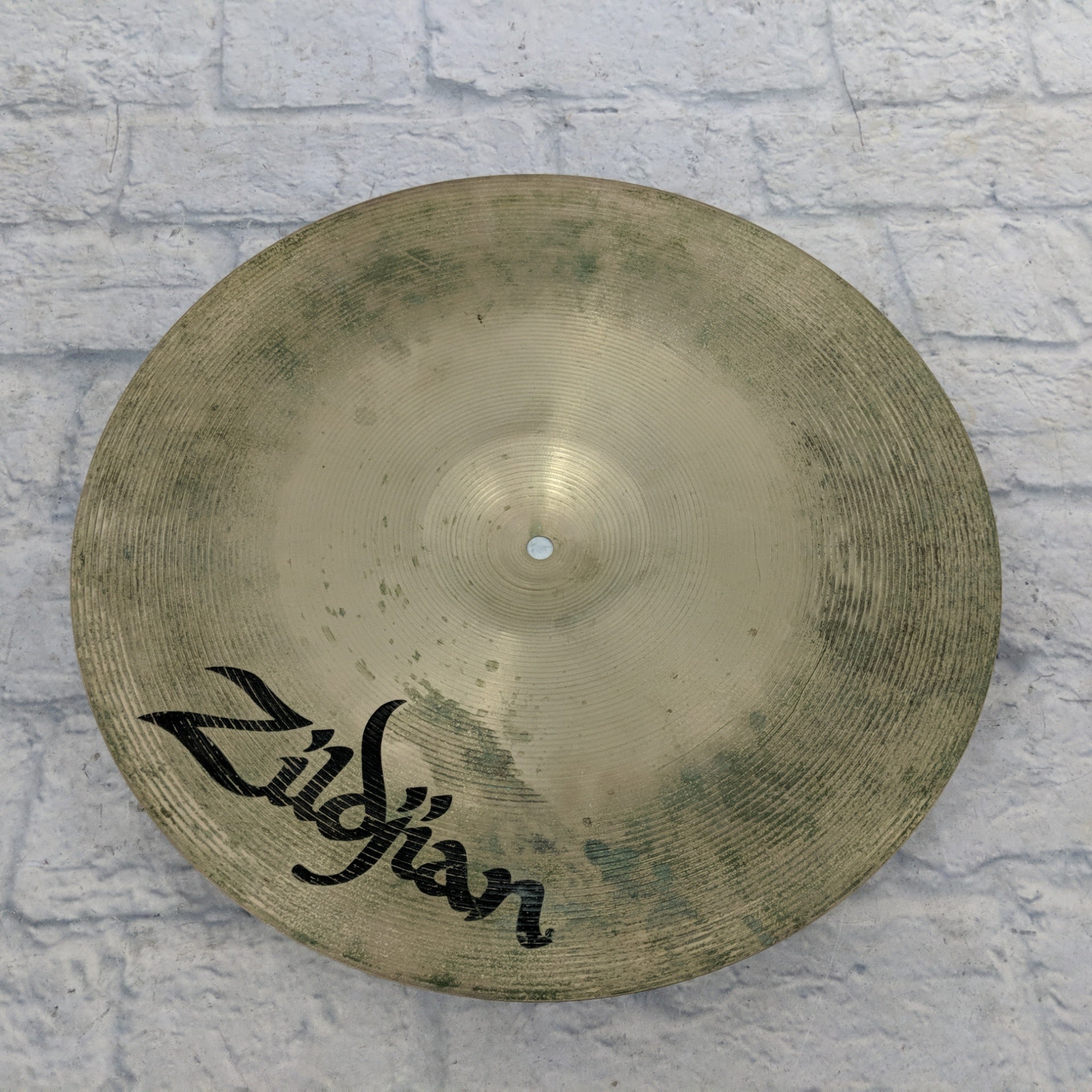 Zildjian Avedis Medium Thin Crash 16"