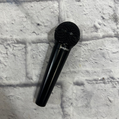 Digital Reference Dynamic Vocal Microphone