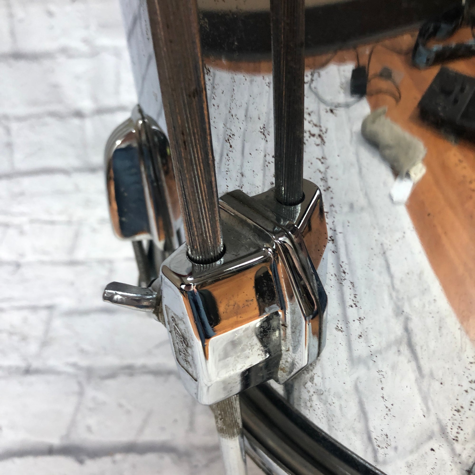 Ludwig Chrome Over Wood 18x16 Tom