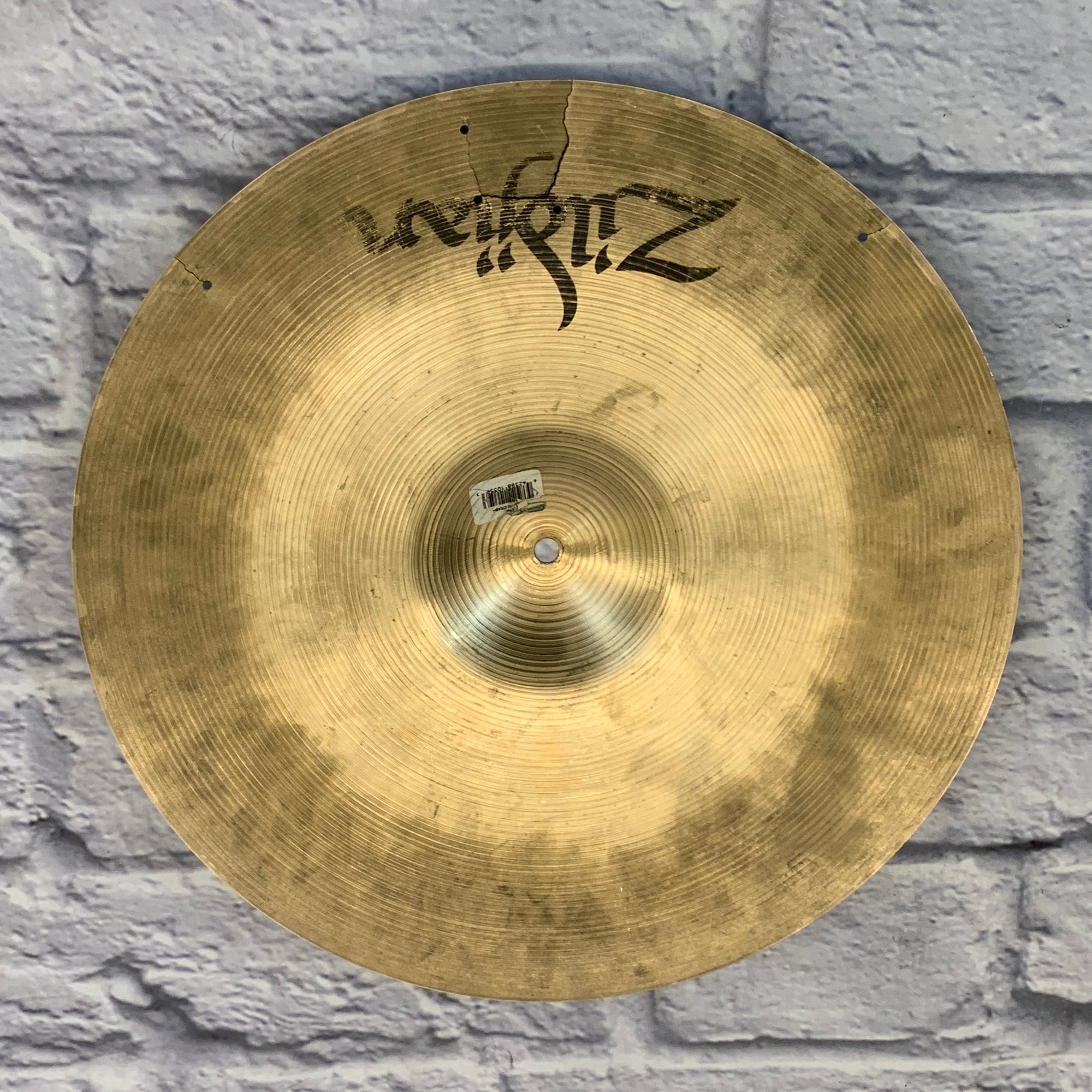 Zildjian 18" Avedis Medium Crash Cymbal - Cracked