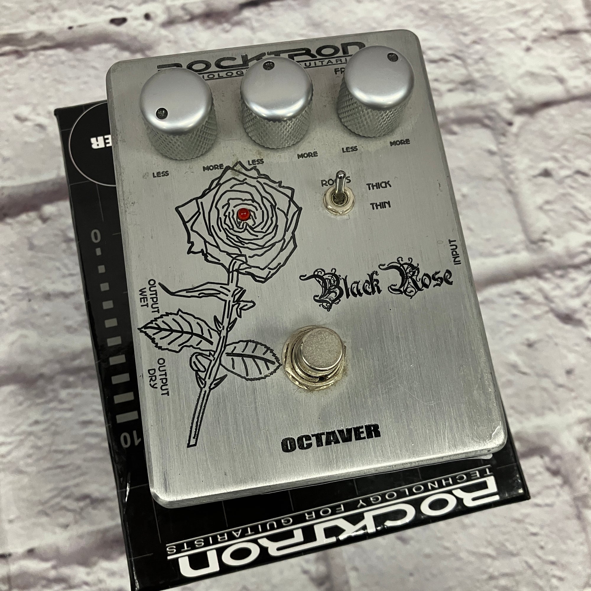 Rocktron Black Rose Octavier Pedal