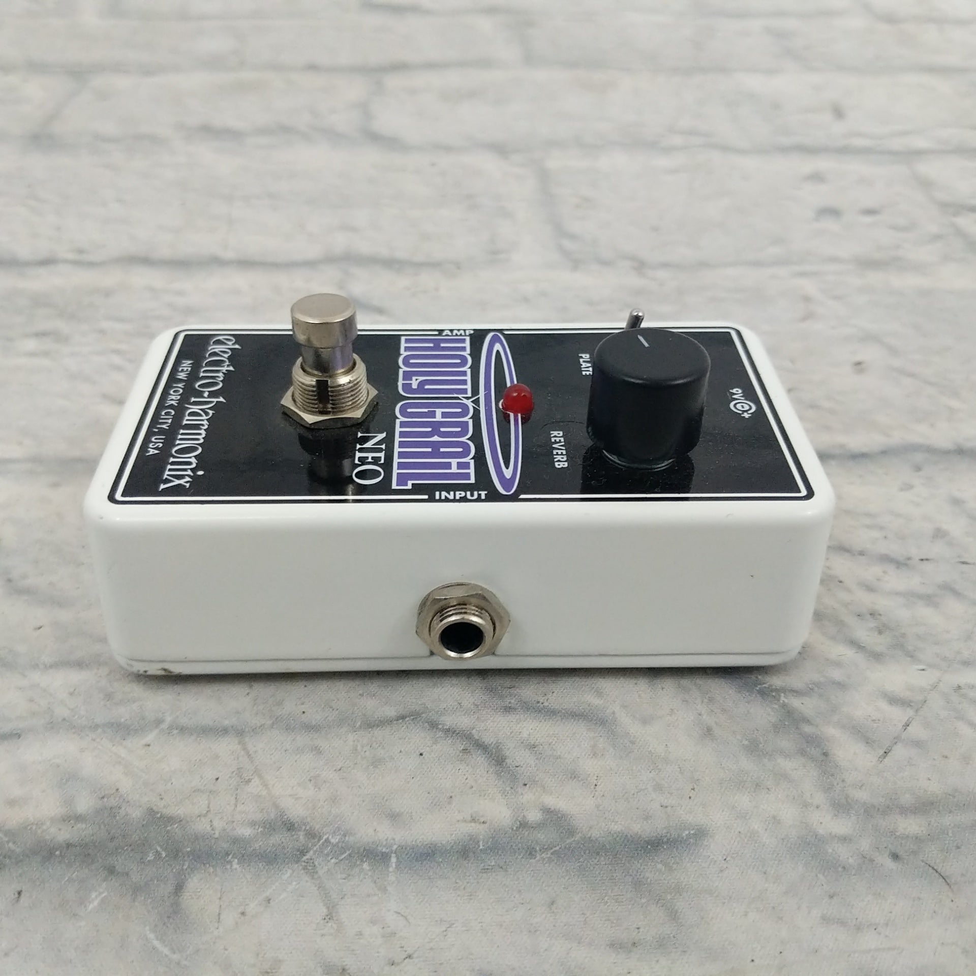 Electro-Harmonix Holy Grail Neo Reverb Pedal