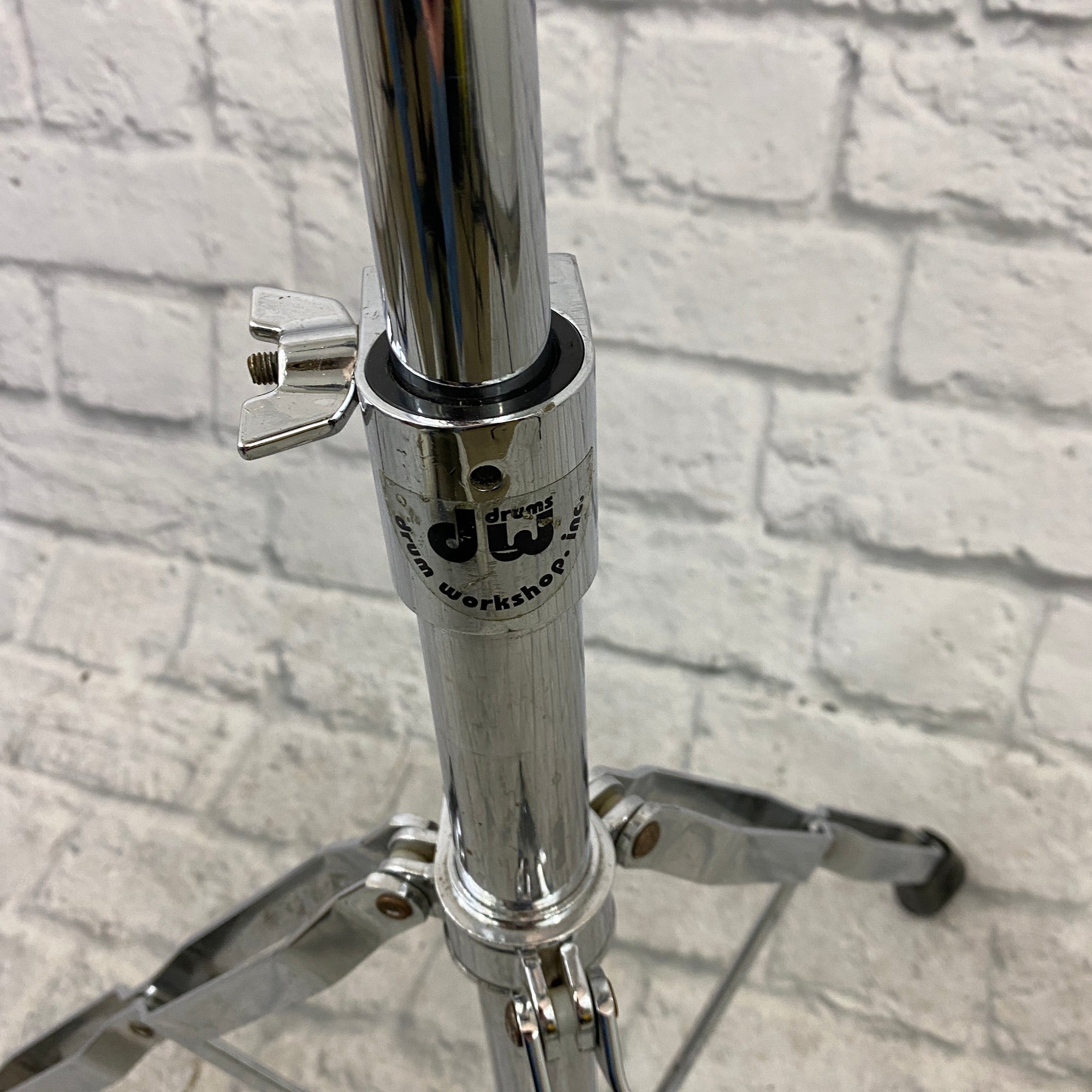 DW Heavy Duty Double Braced Double Tom Stand Drum Stand