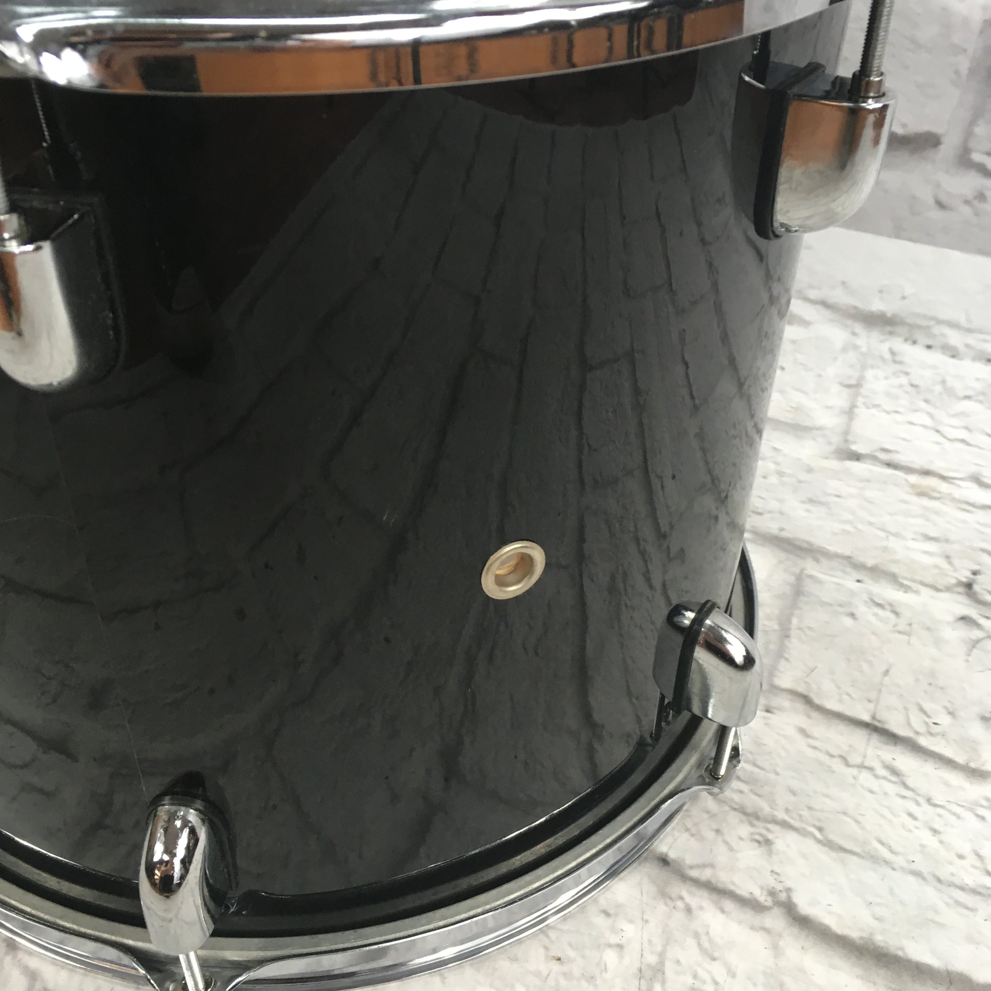 Unknown 13x10.5 Black Tom Drum