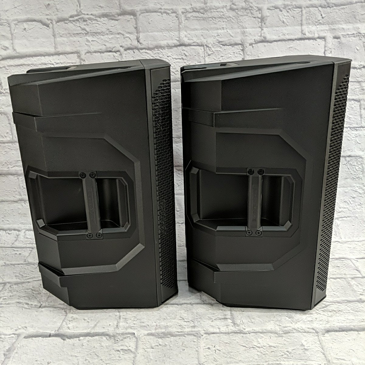 Electro-Voice ELX200-10 Powered Active Speaker Pair with Bags