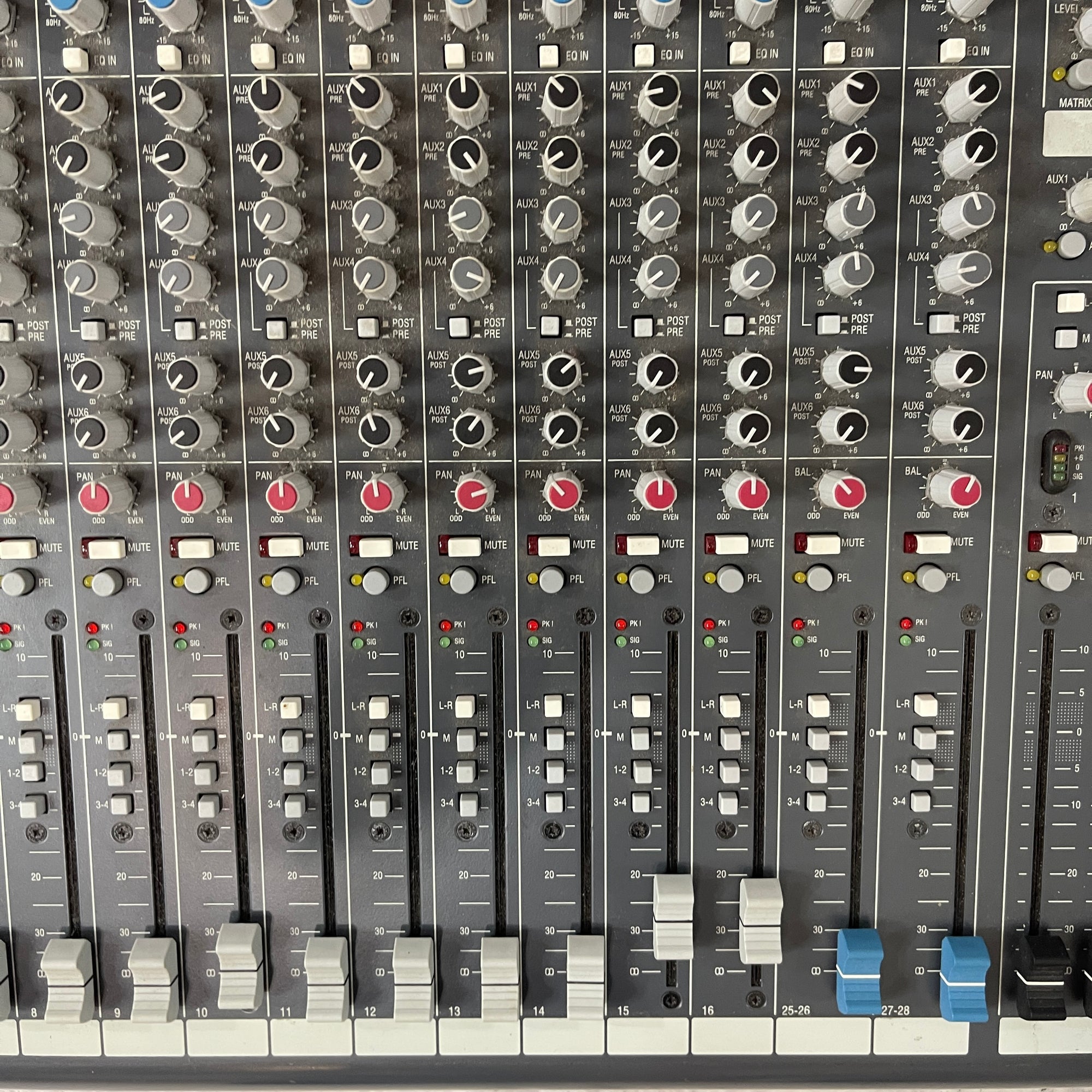 Allen Heath ZED 428 Mixer