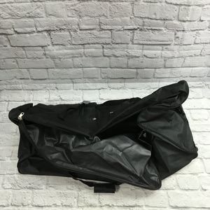 Ro and Company Gothamite 42in Carrying Bag with Wheels