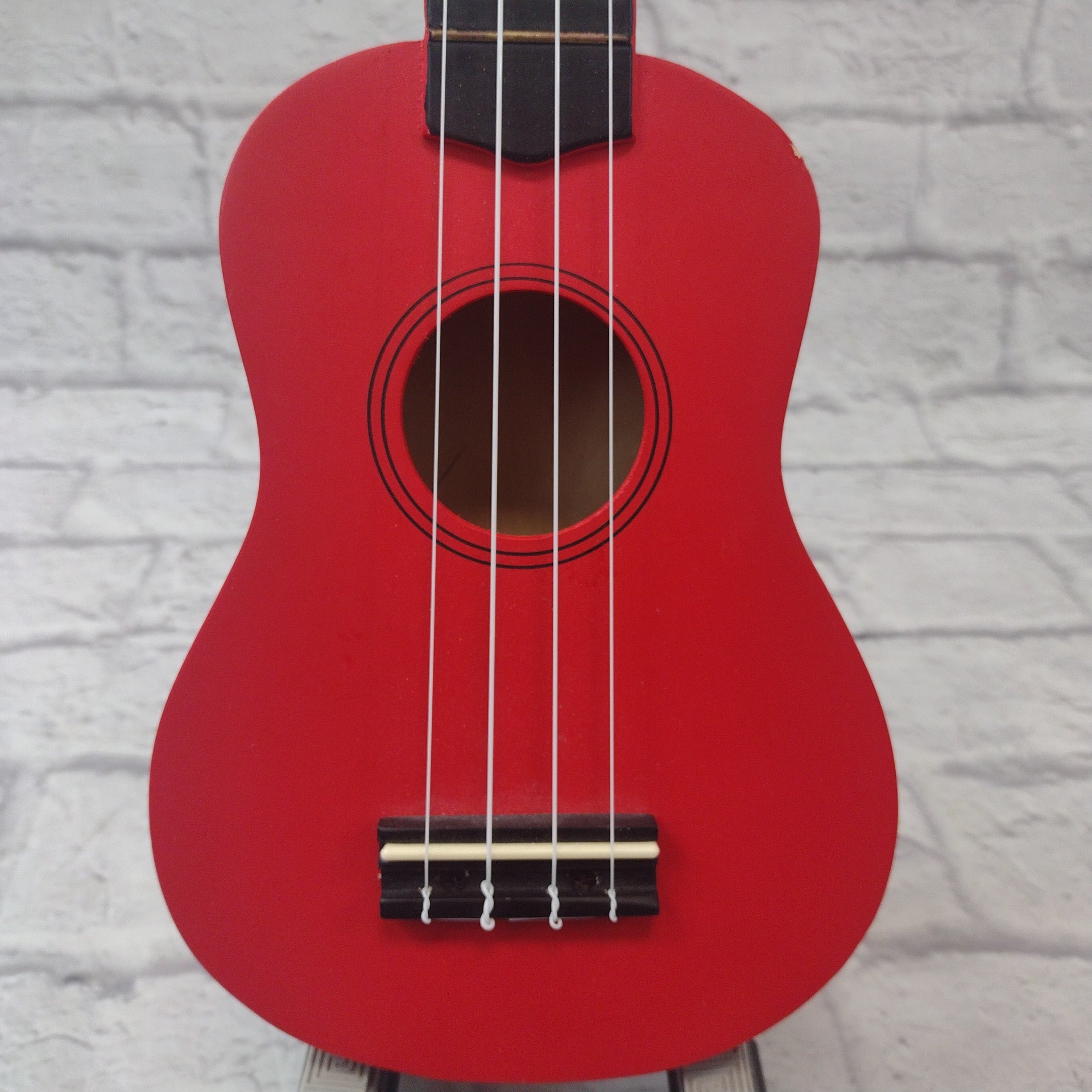 Unknown Red Soprano Ukulele