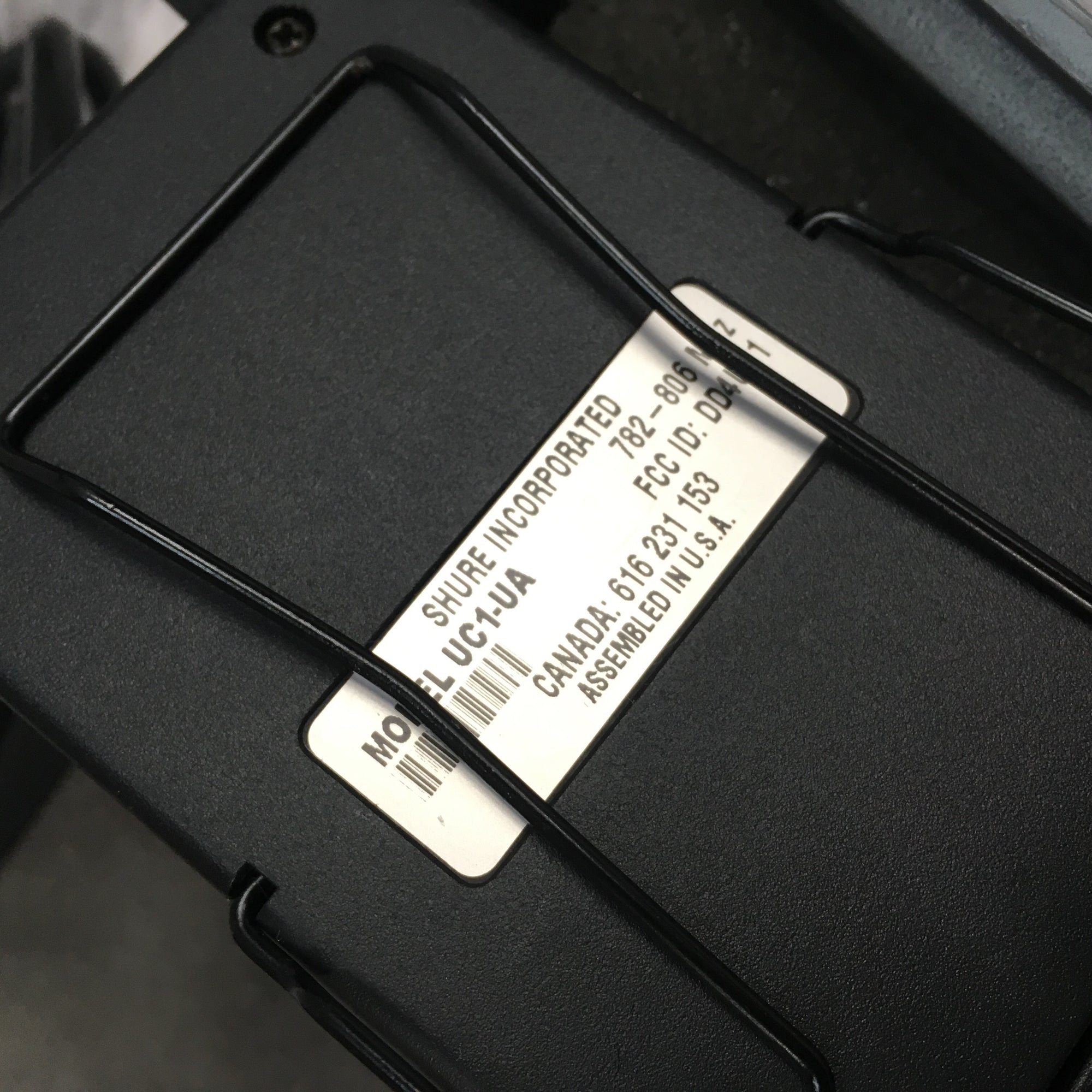 Shure UC4UA Wireless Microphone Outfit