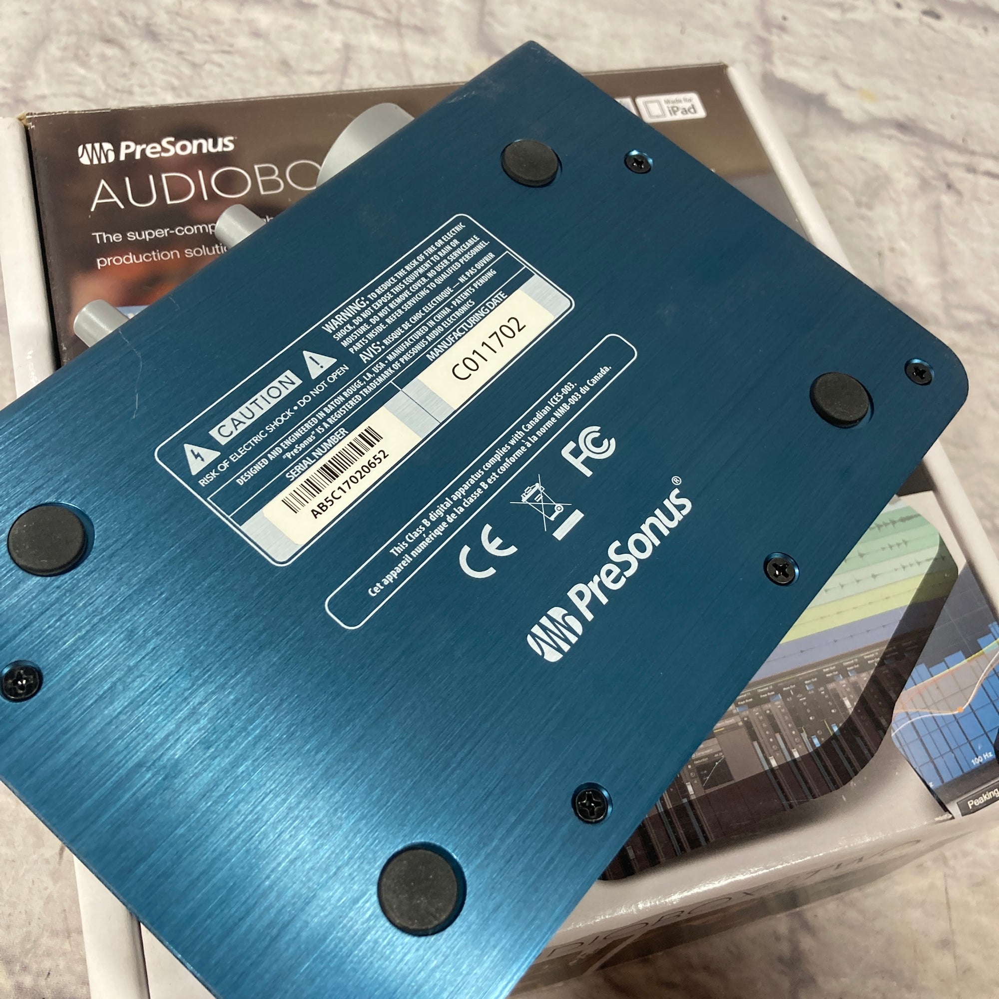 Presonus Audiobox iTWO Interface w/ USB Cable