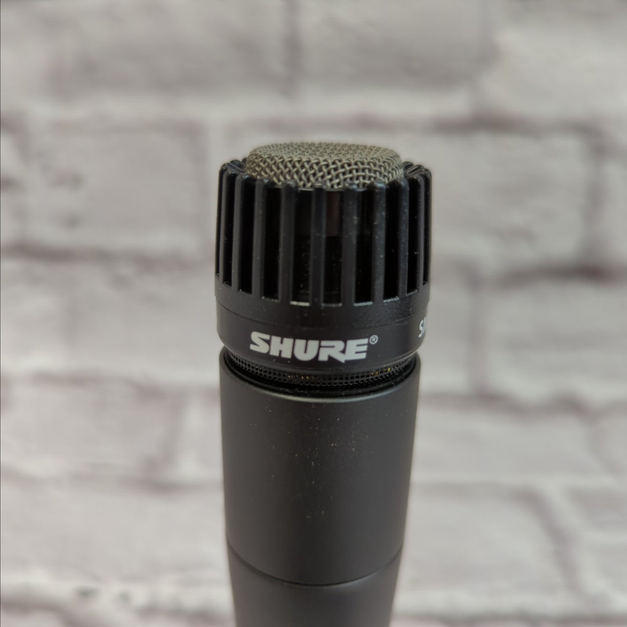 Shure SM57 w/ Box Microphone