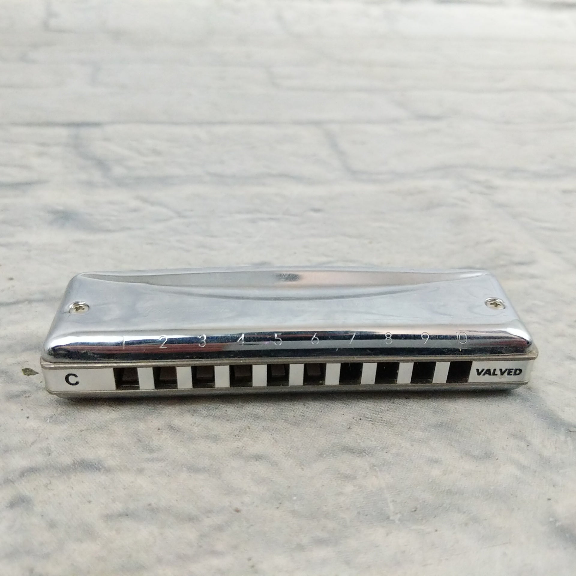 Suzuki Pro Master MR350 Valved Harmonica in C - Evolution Music