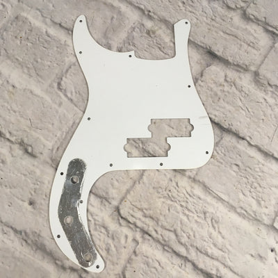 P Bass Style Pickguard White