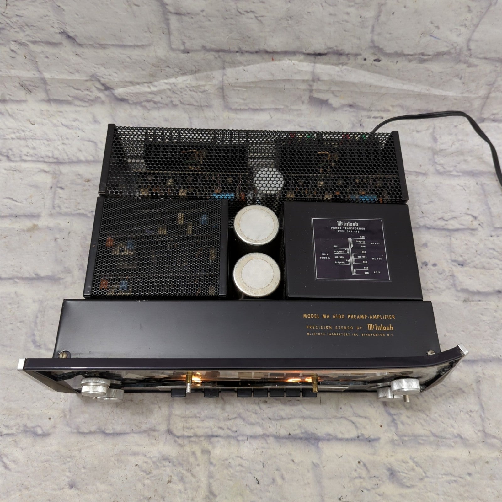 McIntosh Model MA6100 Integrated Amplifier