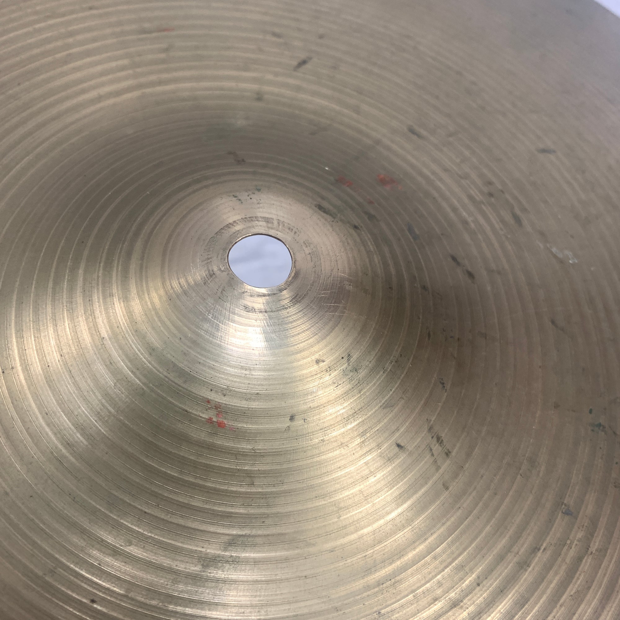 Vintage Zildjian 16 Crash Cymbal 900g