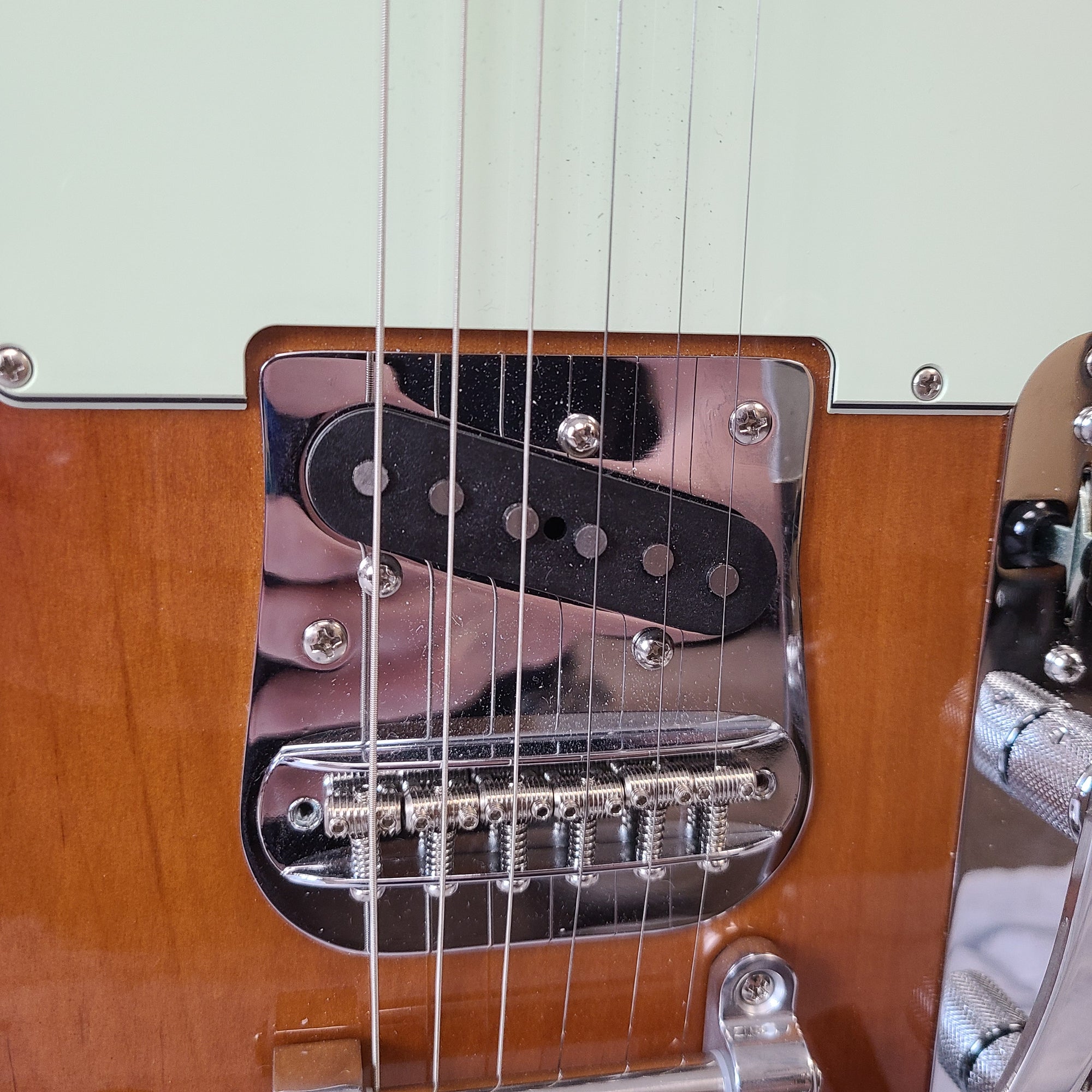 Fender Vintera '60s Telecaster Electric Guitar with Bigsby - 3-color Sunburst