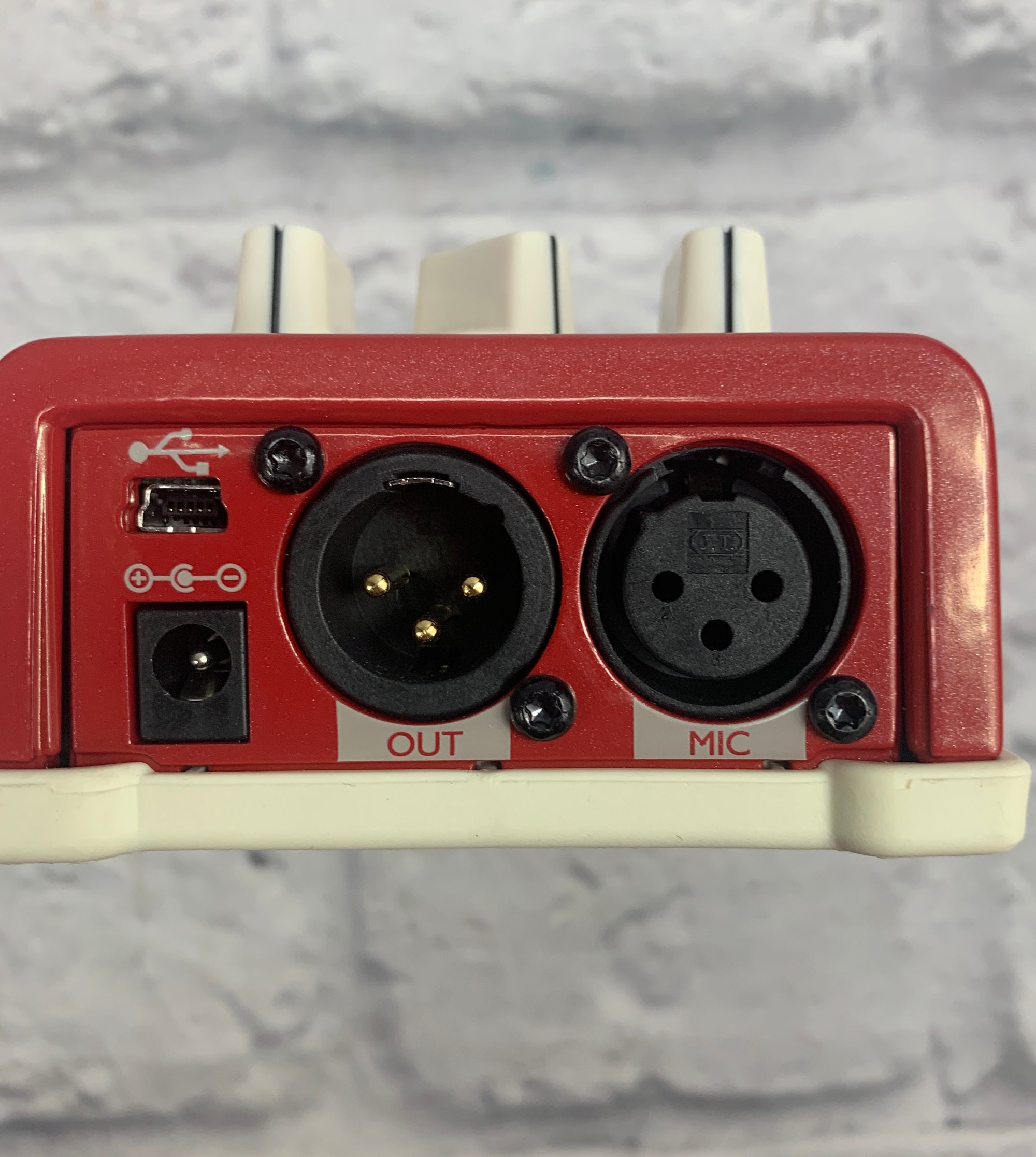 TC Helicon Mic Mechanic Vocal Effect Pedal