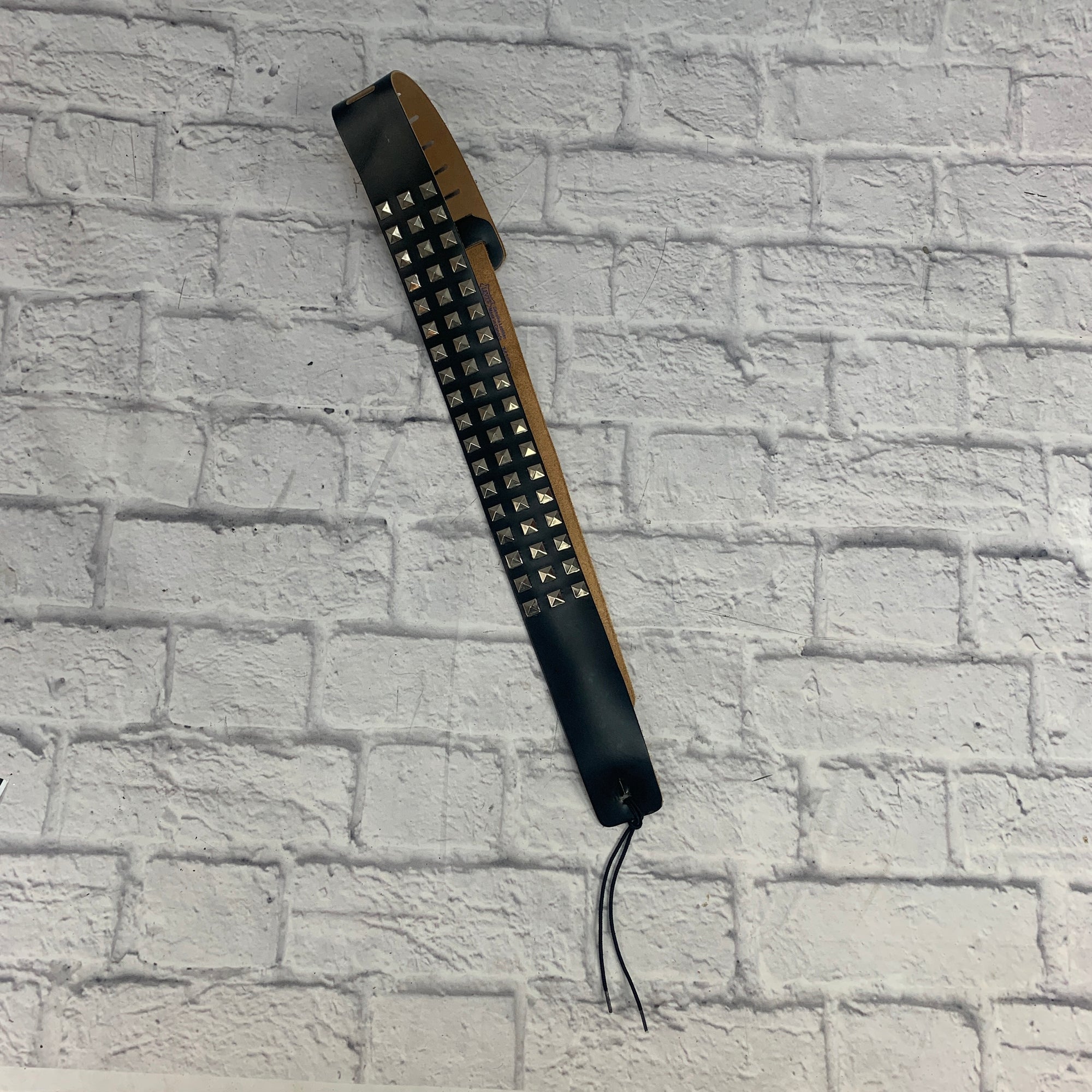 Levy's M1SD2 Leather Guitar Strap 2 1/2" with Metal Studs Black