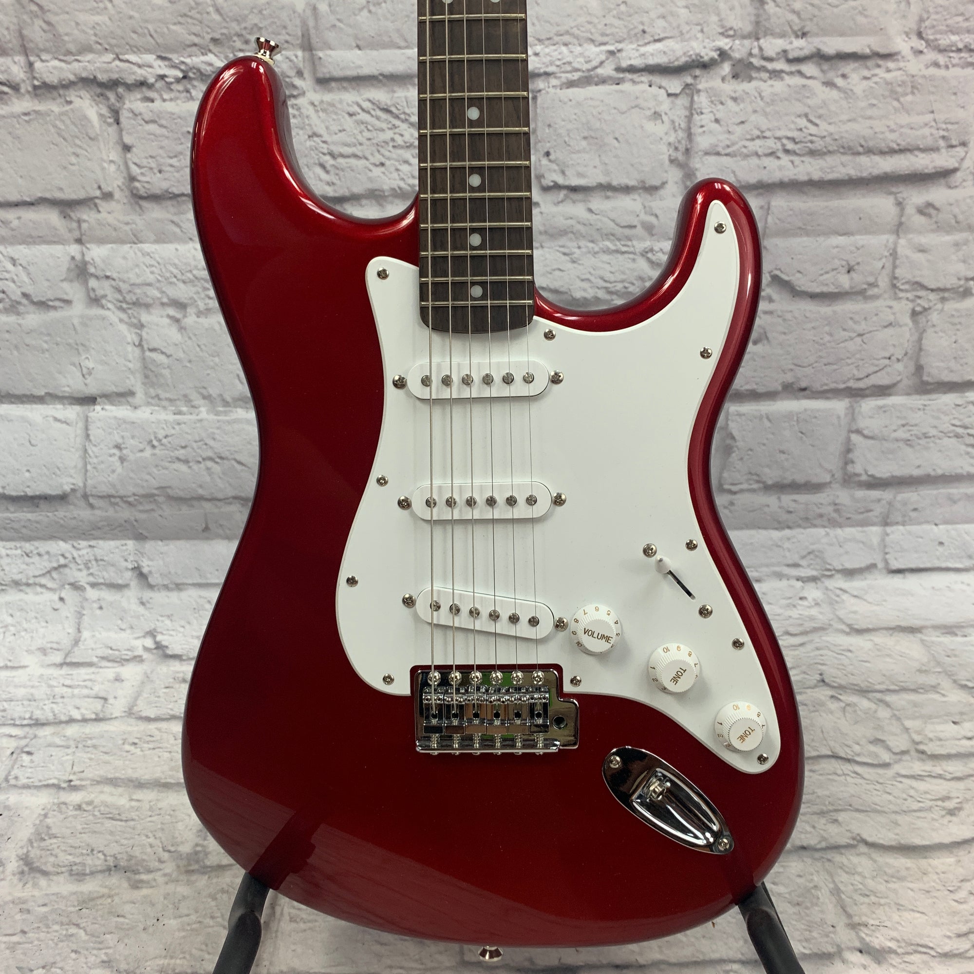 Squier Affinity Stratocaster Candy Apple Red